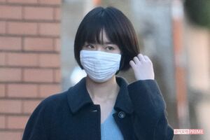 昨年12月中旬の朝、通勤する唐田えりか