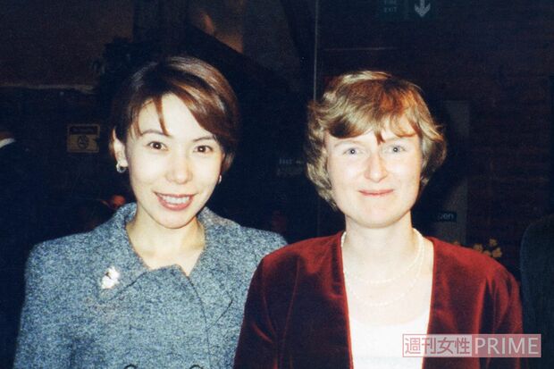 語学学校の担任だったアンナ先生には、英国の結婚式や子育ても見せてもらったという