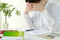 再婚家庭を襲うコロナ収入減、前妻への多額の養育費が憎い──楓の場合《前編》