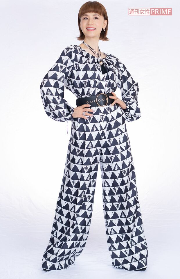 大地真央　撮影／佐藤靖彦