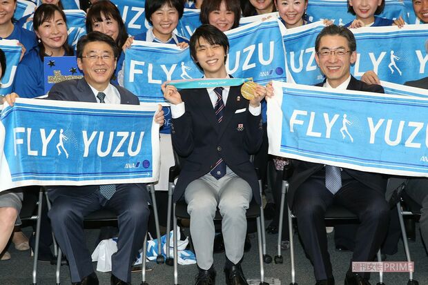 '18年の平昌五輪で2度目の金メダルを獲得して、所属するANAで行われた報告会での羽生