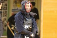 ASKA、なぜか剣道大会に出場！「全戦全敗」でチームメイトに謝罪