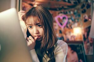 『ガチ恋粘着獣』 ABCテレビ（関西)毎週日曜夜11時55分〜、テレビ朝日（関東）毎週土曜深夜2時30分〜放送中　※最新話を『TVer』で見逃し配信 (C)ABC