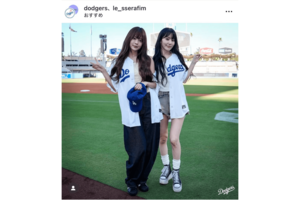 ドジャースタジアムを訪れた宮脇とウンチェ（ドジャース公式インスタグラムより）