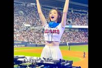 韓国のDJ SODAがブリーチ失敗で“後ろだけ丸刈り”の衝撃姿を披露「私みたいにならないで」脱毛で対人恐怖…