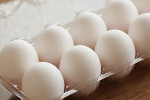 1パック100円前後、激安たまごの正体