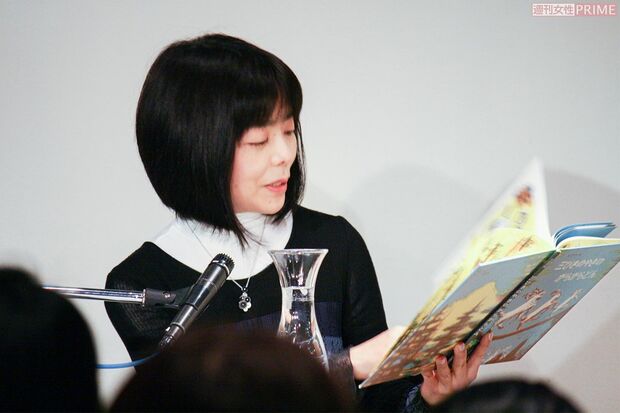 お気に入りの絵本で朗読会。母になり、子ども関連の仕事依頼も増えていった