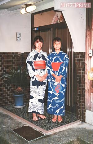 4歳年上の姉と、13歳のころの野中さん（右）。いつもしっかり者の姉ががんになったときに、その憔悴ぶりに心を痛めた