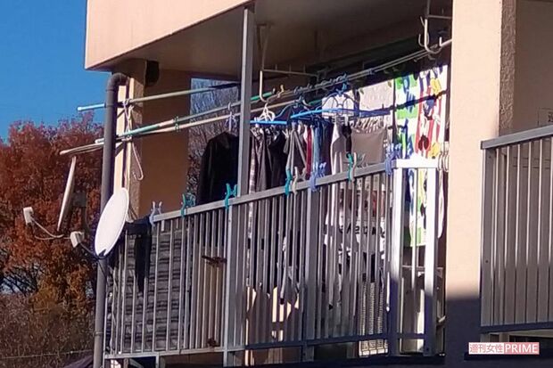 誰もいなくなった自宅マンション。今も洗濯ものが干しっぱなしで…