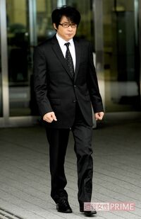 2014年7月、覚せい剤取締法違反などの容疑で逮捕されていたASKAが釈放された瞬間