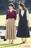 眞子さん30歳のお誕生日写真で赤坂御用地内を仲よくご散策。ご結婚の日程がお決まりになったお姉さまとの残り少ないかけがえのない時間を過ごされた
