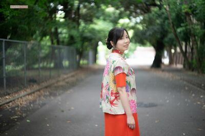 綿矢りさ、安室奈美恵やPUFFYなどが登場する平成の空気を感じられる最新作「周囲からは浮いていました(笑…