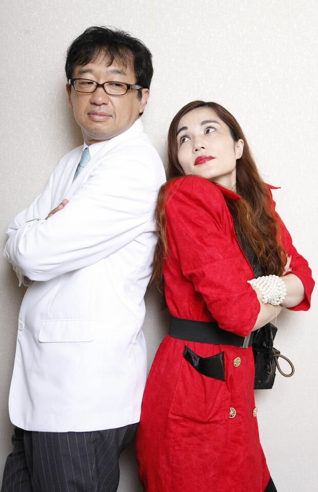 平野ノラさんと医学博士で医療ジャーナリストの森田豊先生　撮影／竹内摩耶