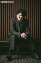 稲垣吾郎　撮影／廣瀬靖士　ヘアメイク／金田順子　スタイリング／黒澤彰乃