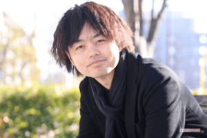 作家・フットリンガル代表、タカサカモトさん（38）撮影／吉岡竜紀