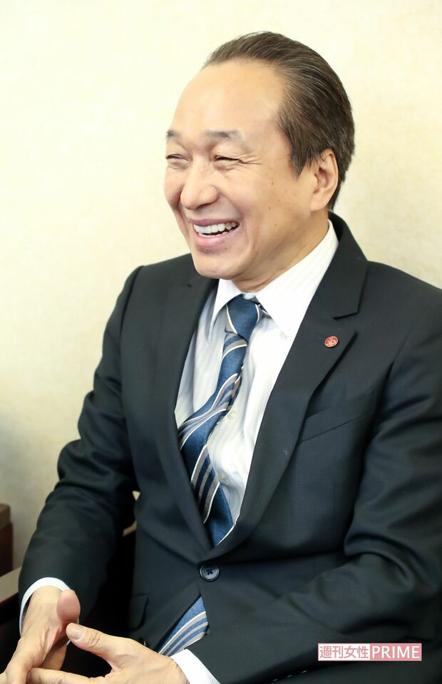 小日向文世（こひなた・ふみよ）／1954年1月23日生まれ。北海道出身。'77年オンシアター自由劇場に入団。'96年劇団解散。映画『アウトレイジビヨンド』『サバイバルファミリー』、ドラマ『HERO』『真田丸』ほか多数出演。映画『ラストコップTHE MOVIE』（公開中）のほか、『メアリと魔女の花』が7月8日に公開