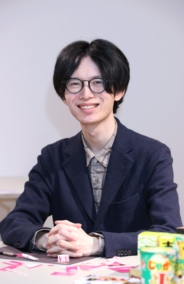 空箱職人はるきるさん（撮影／吉岡竜紀）