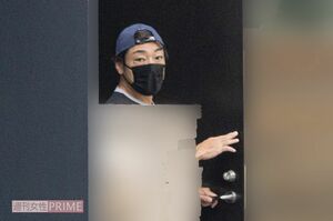 性加害報道以降、自宅に引きこもって過ごす日々が続いているという香川照之(2022年)