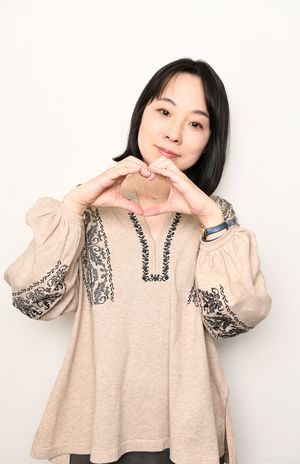 辛酸なめ子さんのアイコンは……「太陽です。最強にポジティブなイメージの太陽ですが、これを上回るものがなくて変えづらいのが難点」