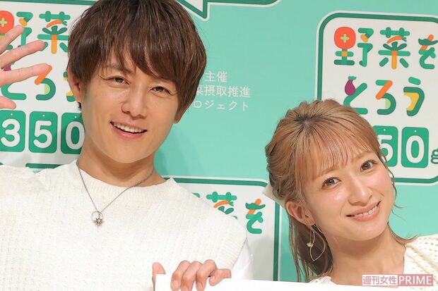 辻希美（右）と杉浦太陽