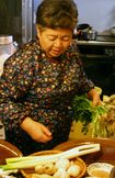 料理は健康の基本。東日本大震災の翌年、仮設住宅で料理講習会「元気の基本は食べる─美味しく食べようよく噛んで」を開催した