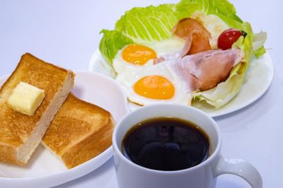 白内障・緑内障は生活習慣病!眼科医が警告「冷え性・甘味好き・ランニング好きは要注意」