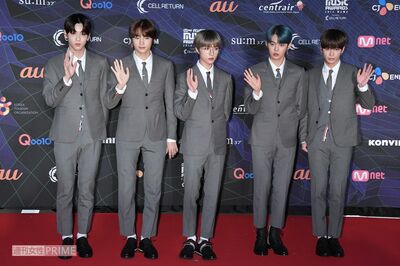 『TOMORROWXTOGETHER』