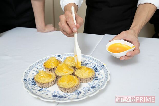 卵黄は、サッとうすく塗るとよき！