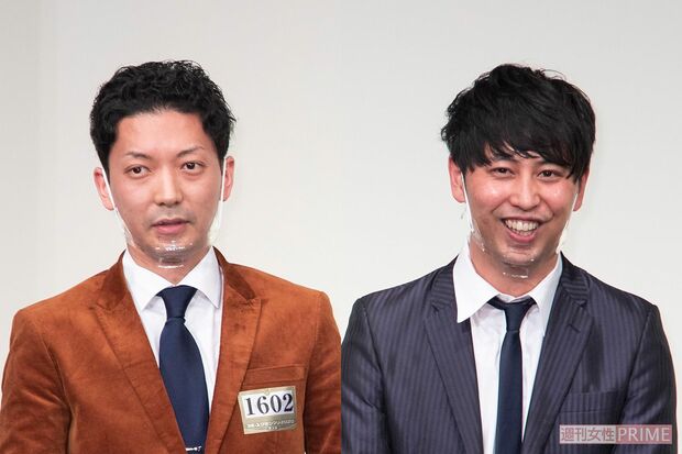 ニューヨークの嶋佐和也（左）と屋敷裕政（右）