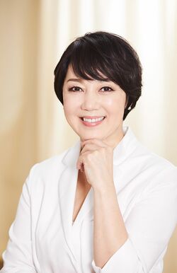 ホワイトホワイト院長石井さとこ先生