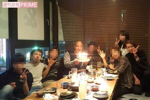 右から朱美容疑者、父親、聖光さん(読者提供)