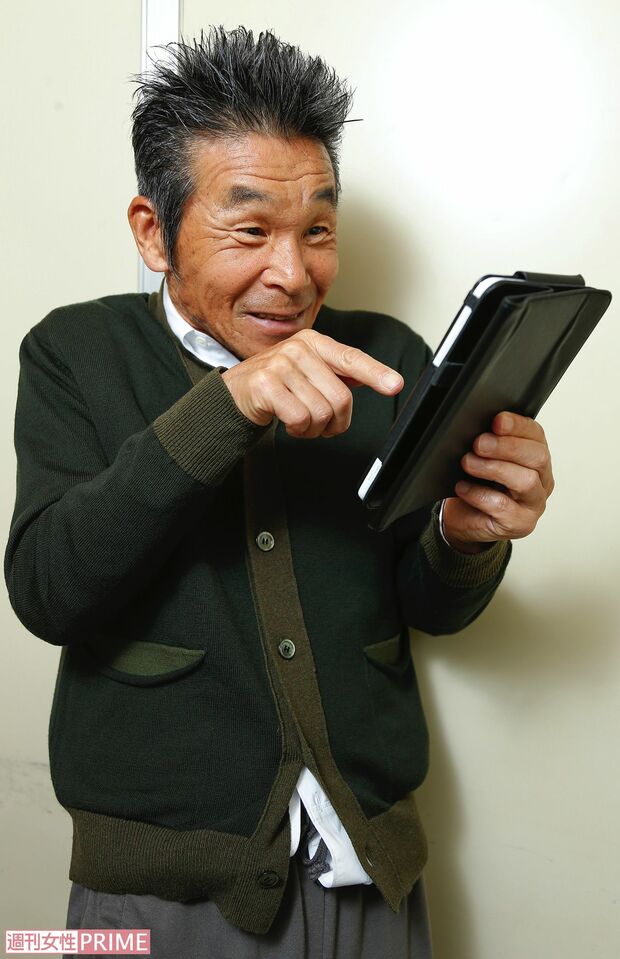 現在はタブレット端末でツイートするという間寛平