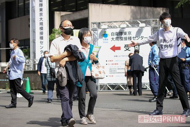 ６月21日から職域接種（企業や学校単位での接種）が本格的に始まっている新型コロナウイルスワクチン。河野規制改革担当大臣は「大学生に対しては、可能なかぎり夏休み中に接種を終えてほしい」と求めている