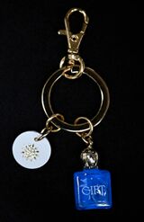 特典グッズである『氷解水入りキーリング』（販売サイトより）