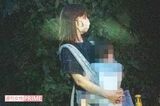 '21年7月、三男を抱きながら近所のスーパーへ買い出しに向かった小倉優子
