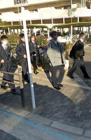 Lilかんさいの西村拓哉と岡﨑彪太郎らしき人物が映る大阪市内のストリートビュー