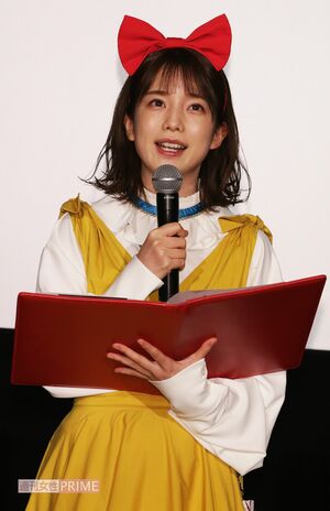 2020年8月、映画『ドラえもん　のび太の新恐竜』舞台挨拶で司会を務めた弘中綾香アナ