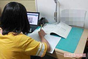 凛ちゃんも毎日オンライン学習に励んでいる。「全然休んでなんかいない。毎日勉強している」と凛ちゃん