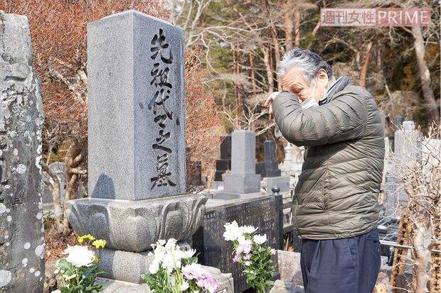 読経の途中で声を詰まらせる場面も（撮影／廣瀬靖士）