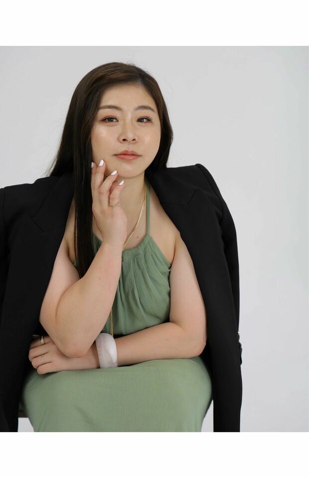 雑誌のモデルを務める植草歩（本人Xより）