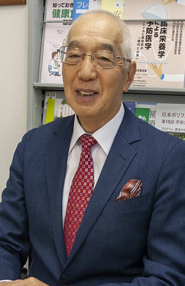 矢澤一良先生●早稲田大学ナノ・ライフ創新研究機構規範科学総合研究所ヘルスフード科学部門長。予防医学やヘルスフードを専門とし、ムードフードによるリラックス効果を研究している。