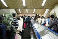 【新型コロナ/オミクロン株】飲食店、満員電車、病院で「感染しそうでヒヤッとする瞬間」を検証