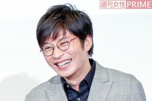 田中圭（34）　ドラマ『獣になれない私たち』のクズ男役も話題！「流行りのラウンドタイプ。田中さんのような小顔の方には少し大きめな丸眼鏡が◎。フレームの色も髪色に近いものを選び落ち着きがあって、大人な感じに」（以下、コメントは堀さん）