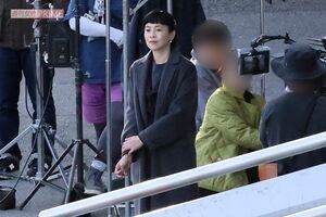 マネージャー役の坂井真紀が南キャンを見守る場面を撮影していた
