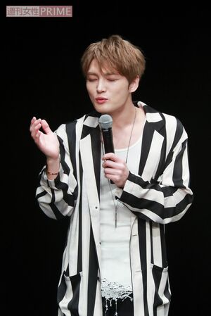 「ぼくはキスを待つタイプ（笑）」と告白するとともに、キス顔のプレゼントも　撮影／森田晃博