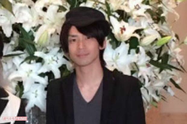 友人と外出先でとった一枚より。ブランクを含め、トータルで2年ほどホストとして働いていたとみられる（ＳＮＳより）