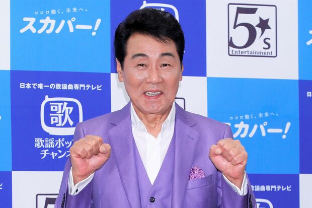 大トリを務める五木ひろし