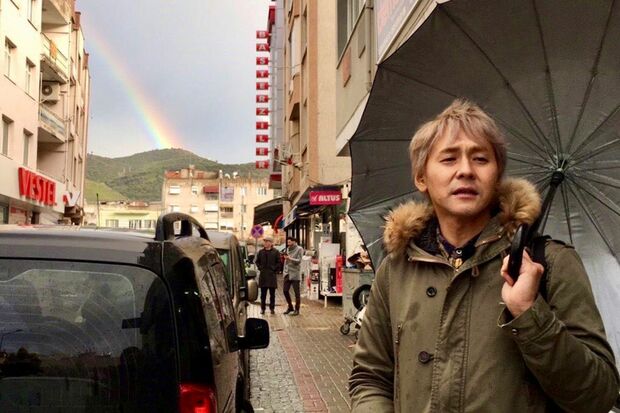 ヒロシからスギちゃんへバトンが渡ったタイミングで海外ロケを再開。初回はシンガポールへ（番組公式ＳＮＳより）