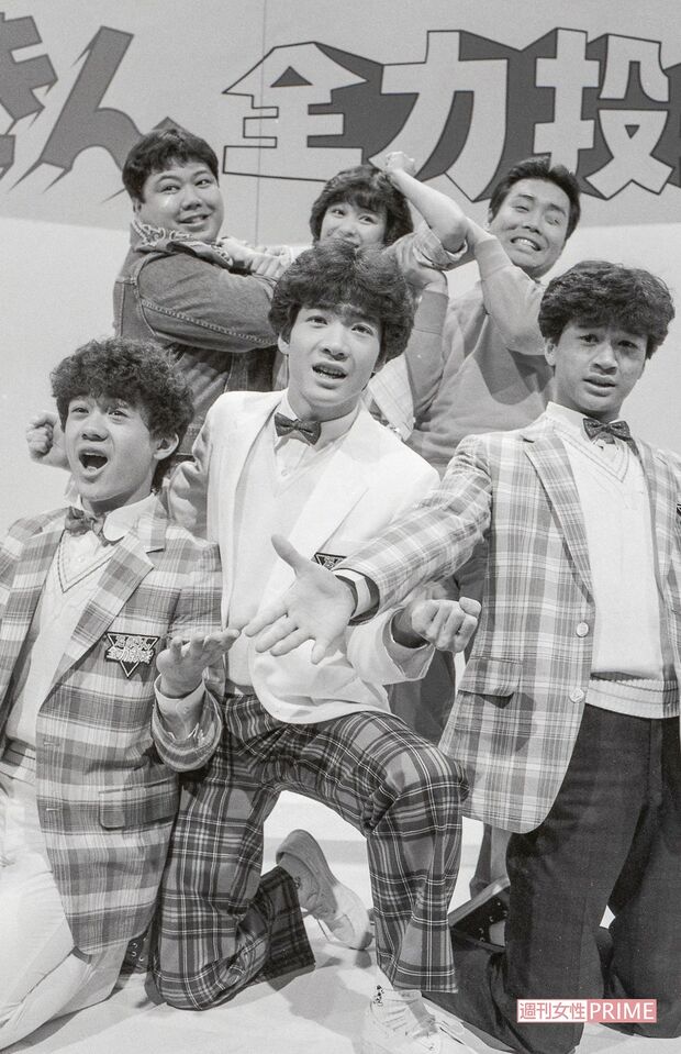 『たのきん全力投球!』（'80年10月〜'83年3月）会見。3人が歌やコントに大奮闘。当初はスタジオ収録の30分番組だったが、'82年春から1時間の公開番組へとリニューアル（'82年3月）