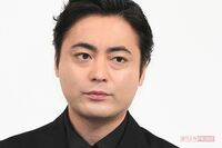 山田孝之『全裸監督2』撮影現場で熱望、ヒロイン・森田望智に捧げた“名曲”
